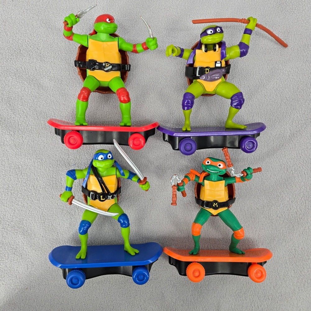 Funrise 4.5in TMNT Skateboard Action Figure Set Kids‎ Mutant Mayhem Style